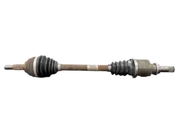 8200511116 RENAULT Полуось (привод) передняя левая купить в Ужгород