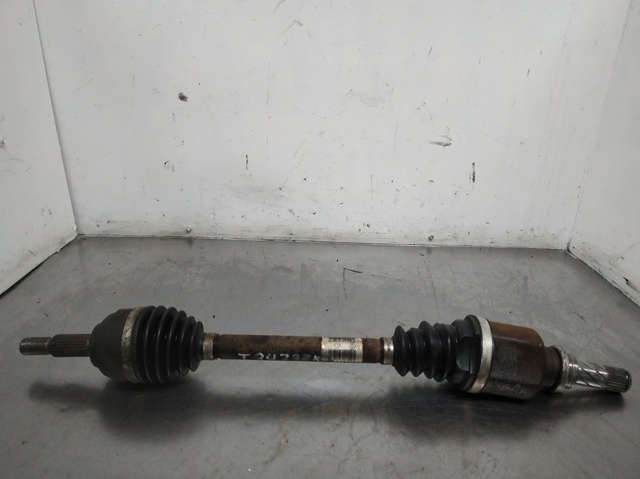 RENAULT 8200511225 Полуось (привод) передняя правая в наличии Житомир