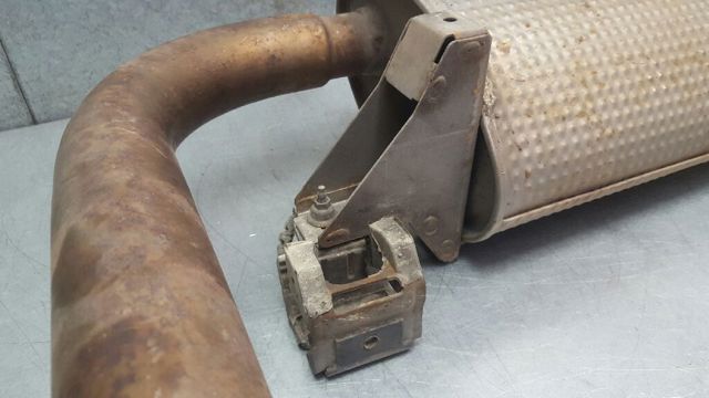 RENAULT 8200519996 Центральная часть глушителя в наличии Запорожье