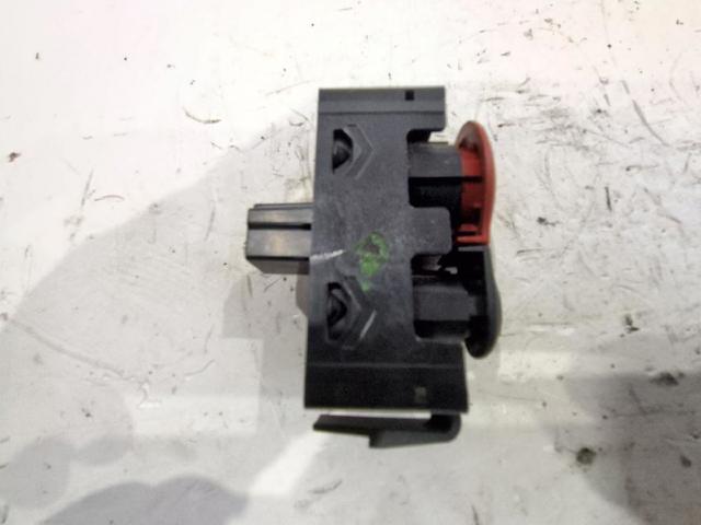RENAULT 8200523299 Кнопка аварийки в наличии Чернигов