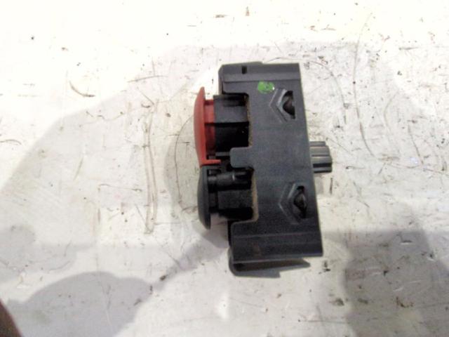 8200523299 RENAULT Кнопка включения аварийного сигнала купить в Хмельницкий