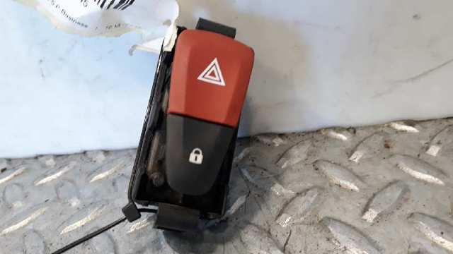 RENAULT 8200523299 Кнопка аварийки в наличии Ирпень