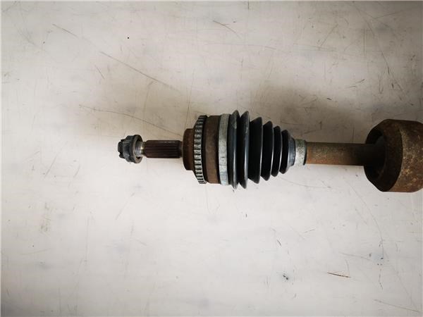 RENAULT 8200534580 Правая полуось в наличии Ирпень