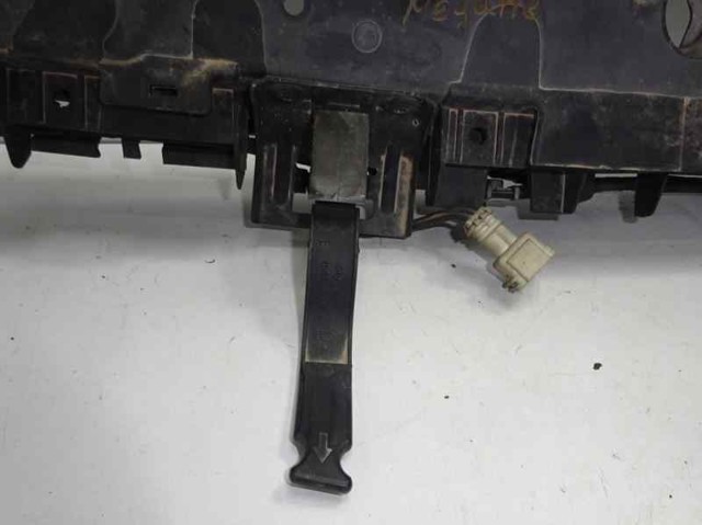 Reforçador do pára-choque dianteiro Renault Megane 2 LM0, LM1