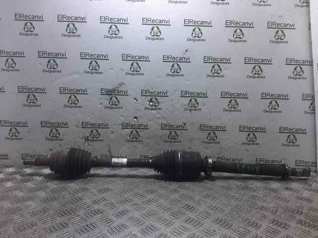 Semieixo (acionador) dianteiro direito 8200535802 RENAULT