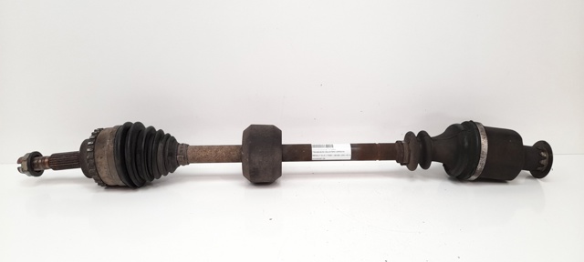 Semieixo (acionador) dianteiro direito 8200538738 RENAULT