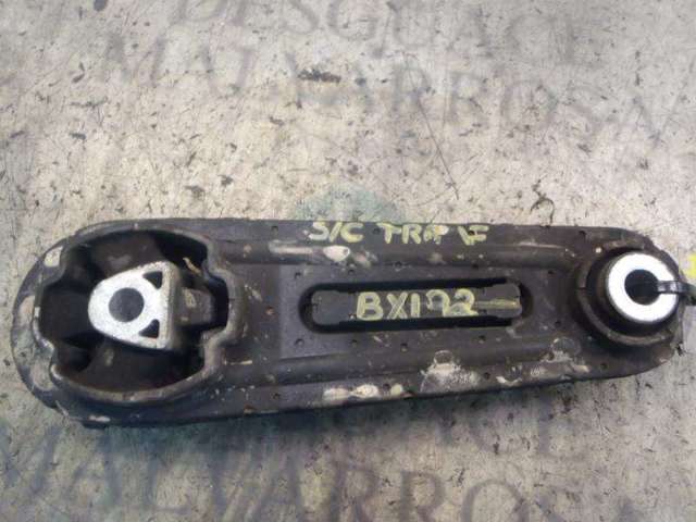 8200575641 RENAULT Задняя опора двигателя купить в Днепр