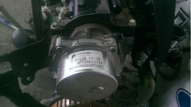 Depressor de freio / bomba de vácuo para Renault Megane III Fastback (BZ0/1_) (2009-...) 1.5 dCi (BZ09,BZ0D) K9K636K9K836K9K837K9K846 8200577807