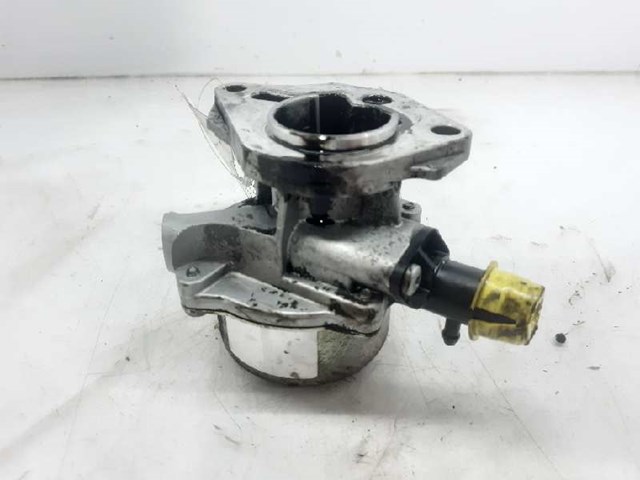 Depressor de freio / bomba de vácuo para Renault Scénic II 1.5 dCi (JM1E) K9K732 8200577807