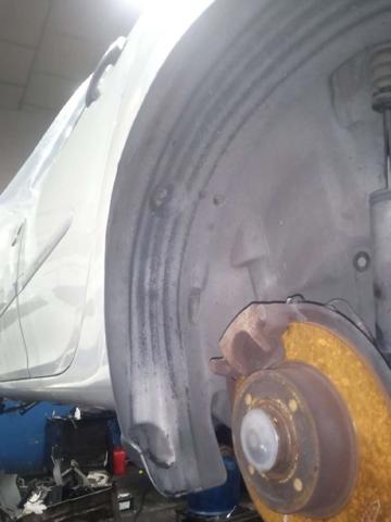 RENAULT 8200582956 Подкрылок задний левый в наличии Хмельницкий
