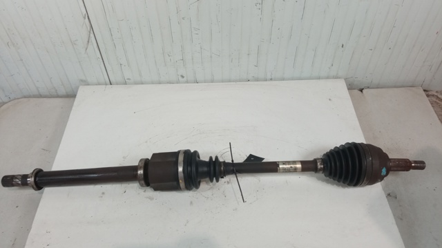 8200598563 RENAULT Полуось (привод) передняя правая купить в Харьков