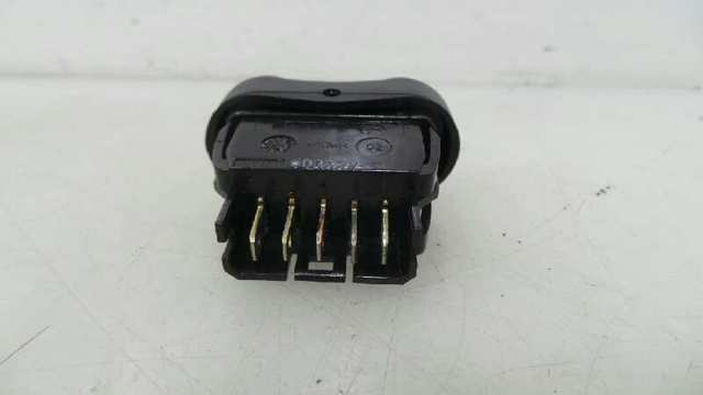 RENAULT 8200602227 Центральная кнопка стеклоподъемника в наличии Кривой Рог