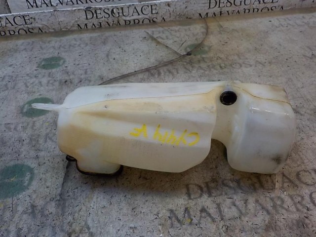 RENAULT 8200609549 Бачок омывателя в наличии Львов