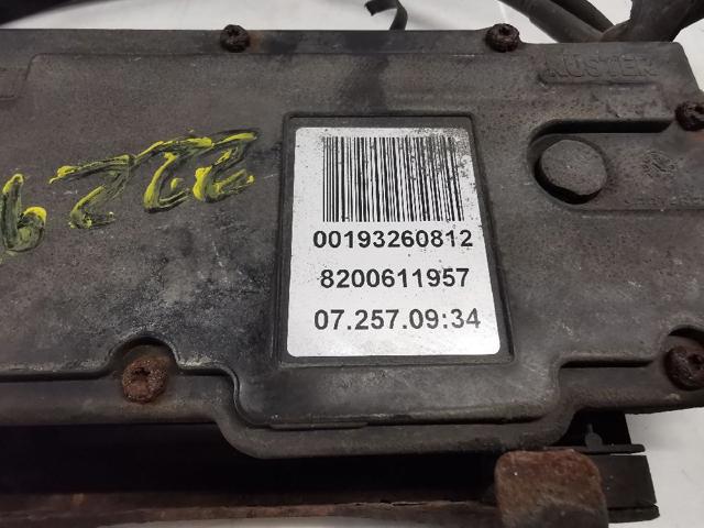 8200611957 RENAULT Блок управления (модуль) электромеханического стояночного тормоза купить в Харьков