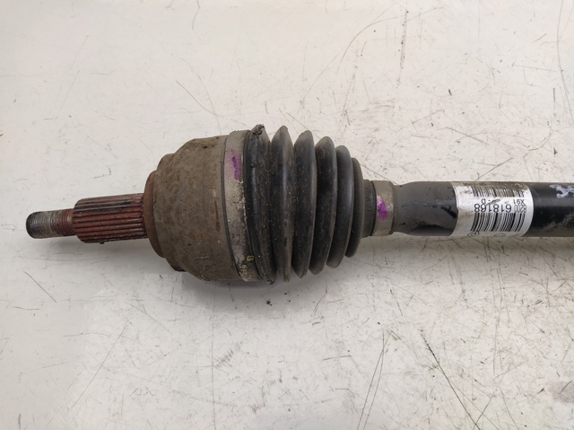 RENAULT 8200618168 Правая полуось в наличии Кривой Рог
