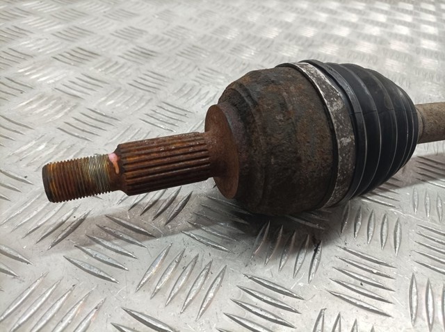 8200623806 RENAULT Полуось (привод) передняя левая купить в Хмельницкий