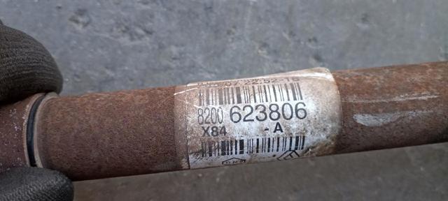 RENAULT 8200623806 Полуось (привод) передняя левая в наличии Каменское