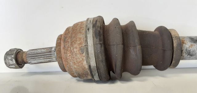 RENAULT 8200626991 Правая полуось в наличии Ровно