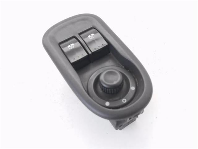 RENAULT 8200637849 Панель (накладка) блока управления стеклоподъемником передняя левая в наличии Хмельницкий