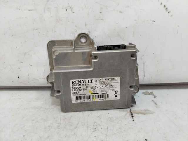 RENAULT 8200645158 Модуль-процессор управления подушкой безопасности (ЭБУ AIRBAG) в наличии Чернигов