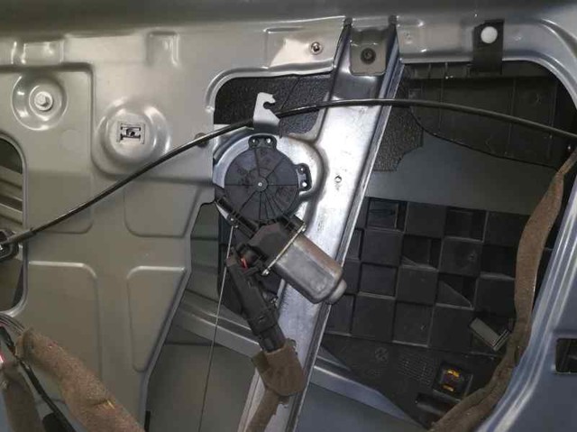 RENAULT 8200646840 Стеклоподъемник передней правой двери в наличии Павлоград