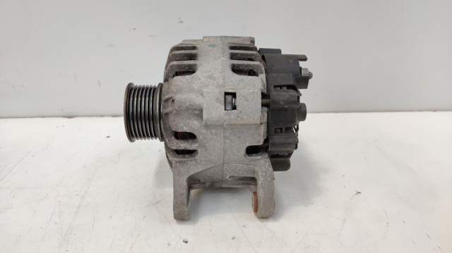 RENAULT 8200654541B Генератор в наличии Николаев