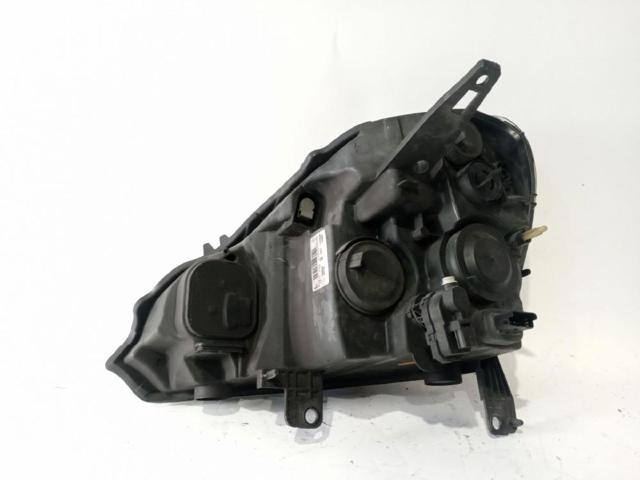 8200658377 RENAULT Правая фара купить в Черкассы