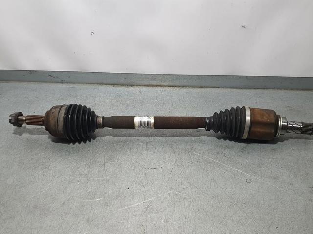 8200661555 RENAULT Полуось (привод) передняя левая купить в Ужгород