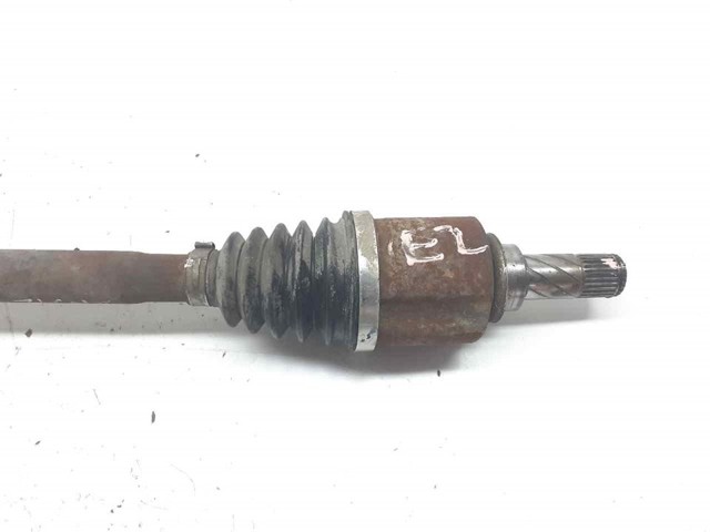 8200661557 RENAULT Полуось (привод) передняя левая купить в Винница