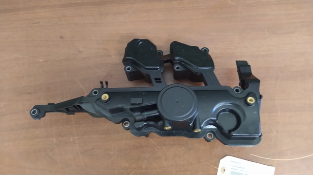 Tampa de válvulas Nissan X-Trail T31