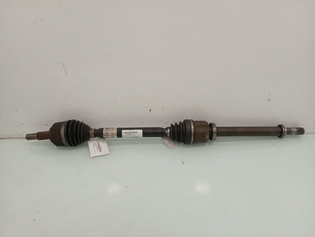 8200676172 RENAULT Правая полуось купить в Ужгород
