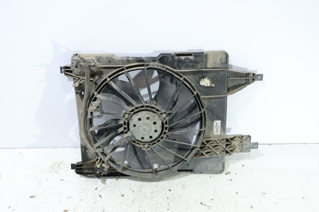 RENAULT 8200680824 Электровентилятор охлаждения в наличии Винница