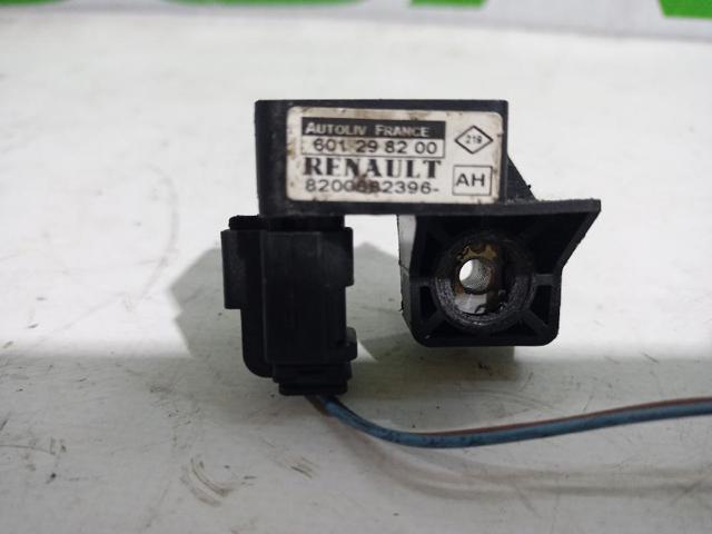 8200682396 RENAULT Датчик удара купить в Ирпень