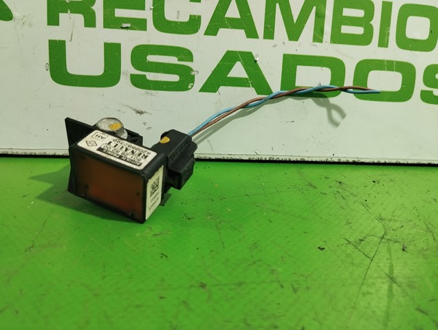 Sensor lateral do AIRBAG 8200682396 Renault (RVI)