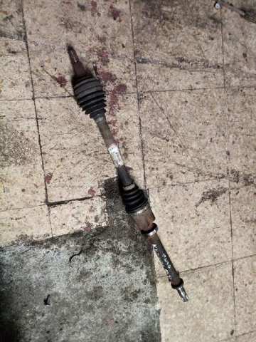 Semieixo (acionador) dianteiro direito 8200687740 RENAULT