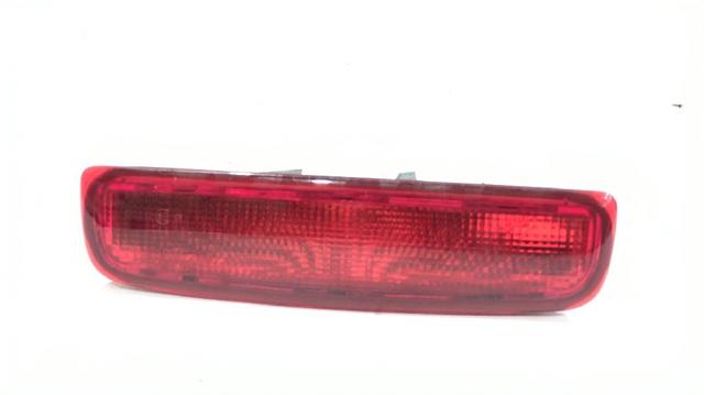 Sinal de parada traseiro adicional Renault DOKKER