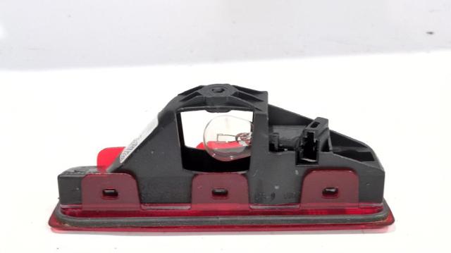 Sinal de parada traseiro adicional Renault DOKKER