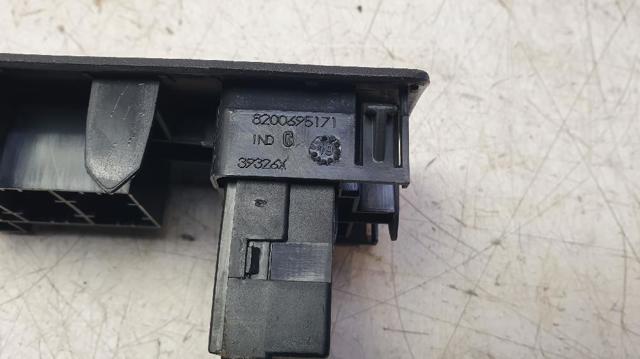 8200695171 RENAULT купить в Ирпень