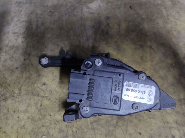 Sensor de posição de pedal de acelerador (de gás) 8200699691 RENAULT