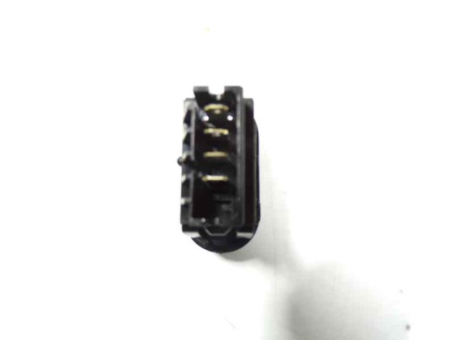 8200710682 RENAULT Кнопка включения обогрева заднего стекла купить в Черновцы