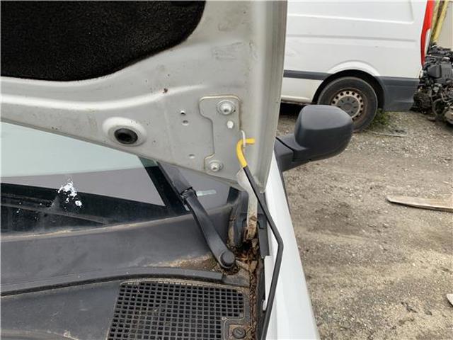 RENAULT 8200719033 Петля капота левая в наличии Запорожье