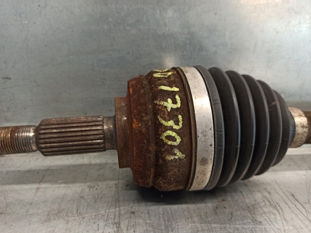 8200725504 RENAULT Полуось (привод) передняя правая купить в Кривой Рог