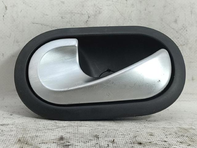 Maçaneta interna dianteira/traseira da porta esquerda 8200730861 RENAULT