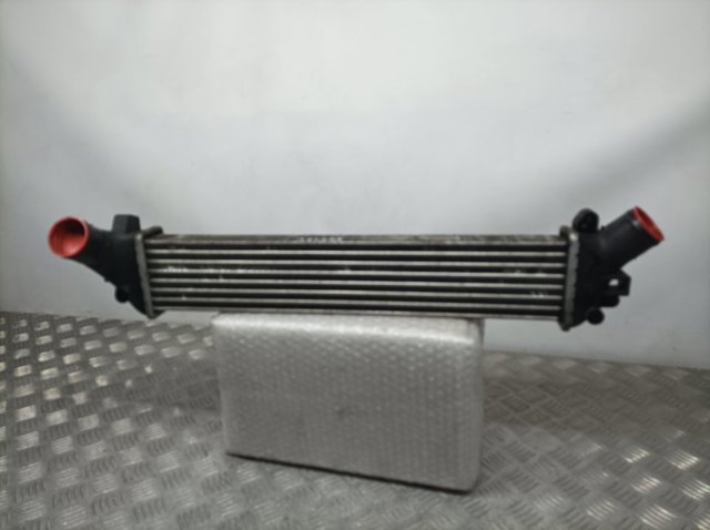 Radiador de intercooler 8200732390 RENAULT