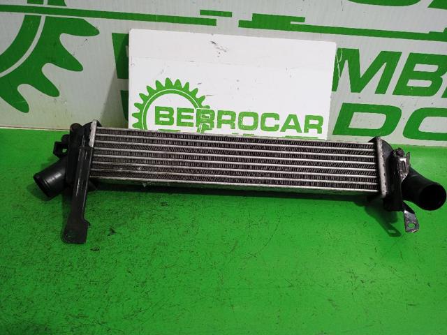 Radiador de intercooler 8200732390 RENAULT