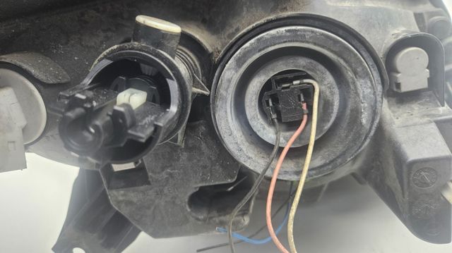 8200733878 RENAULT Левая фара купить в Винница