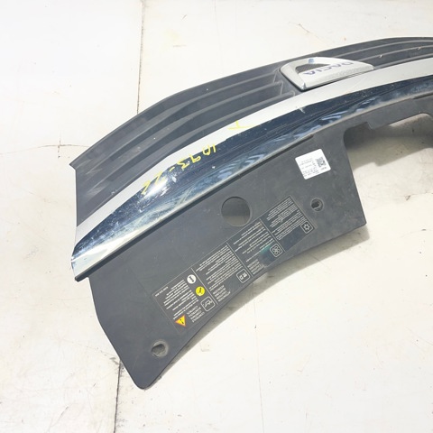 8200735104 RENAULT Решетка радиатора купить в Кривой Рог