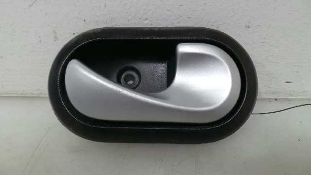 RENAULT 8200735218 Ручка двери правой внутренняя передняя/задняя в наличии Львов