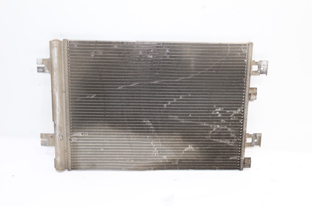 Condensador / radiador  aire acondicionado para dacia sandero (2008-...) 8200741257