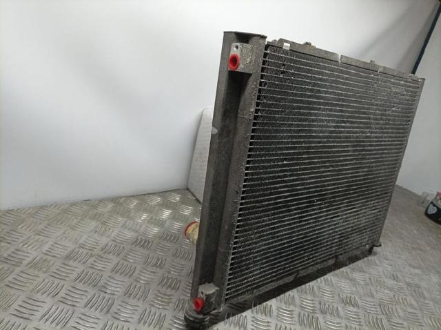 RENAULT 8200742598 Радиатор охлаждения двигателя в наличии Ровно